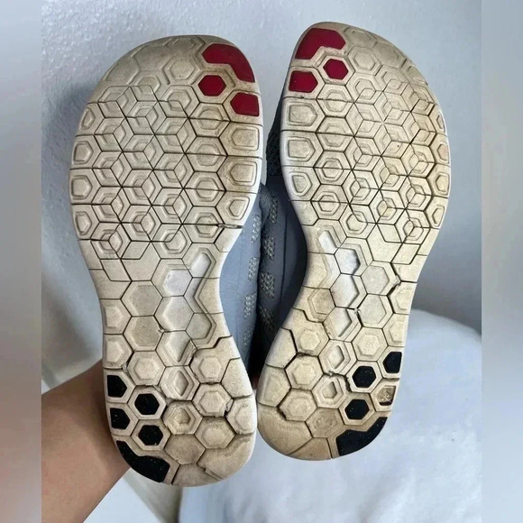 Nike Free 5.0 Wolf Grey Vivid Pink Sneakers Running Shoes Women's 6.5 - Picture 6 of 7